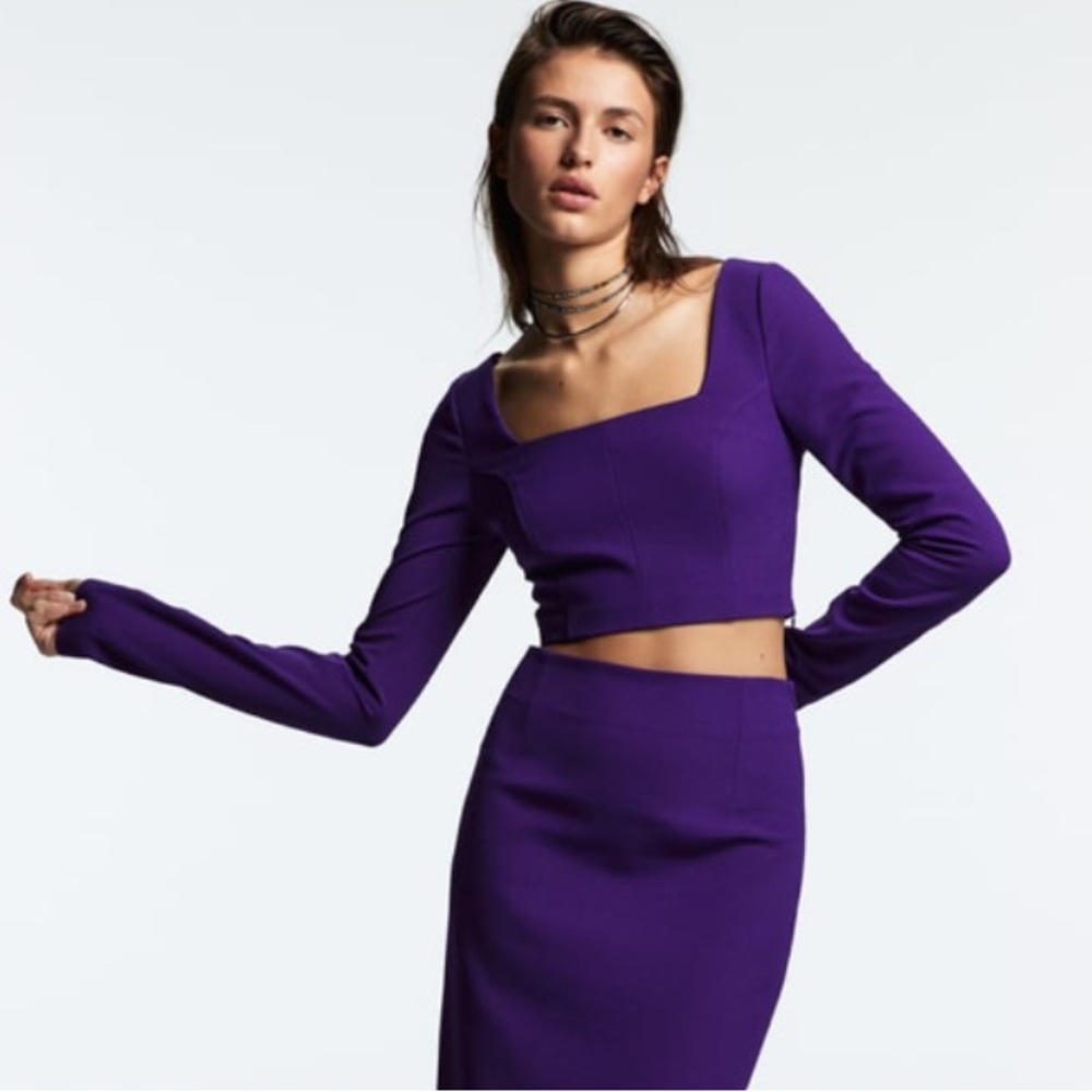 Long sleeve crop top